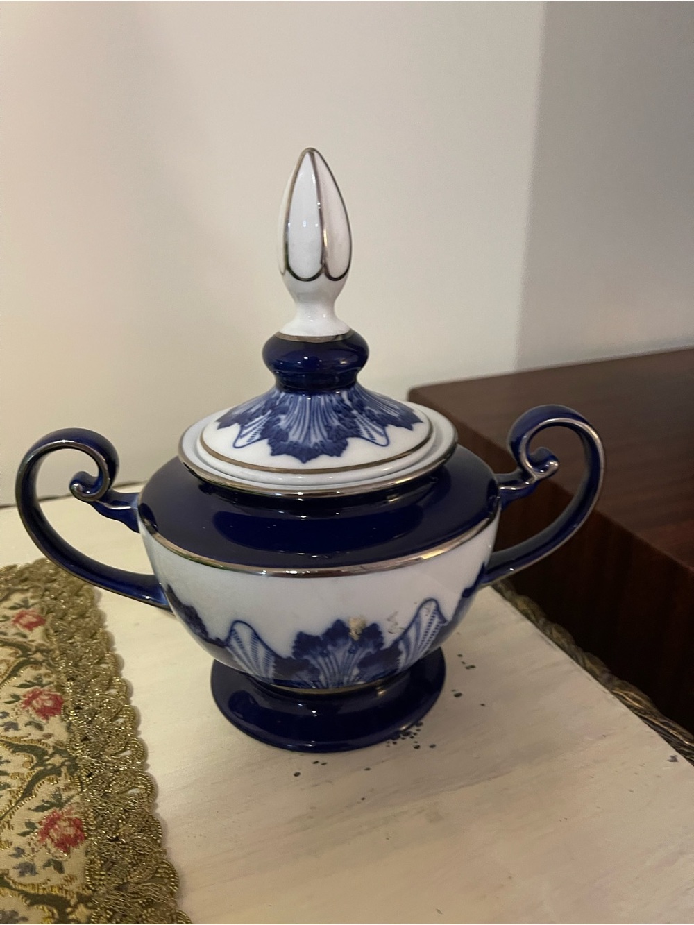 BAMBOO Blue and White Ceramic Lidded Sugar Dish with Gold Trim